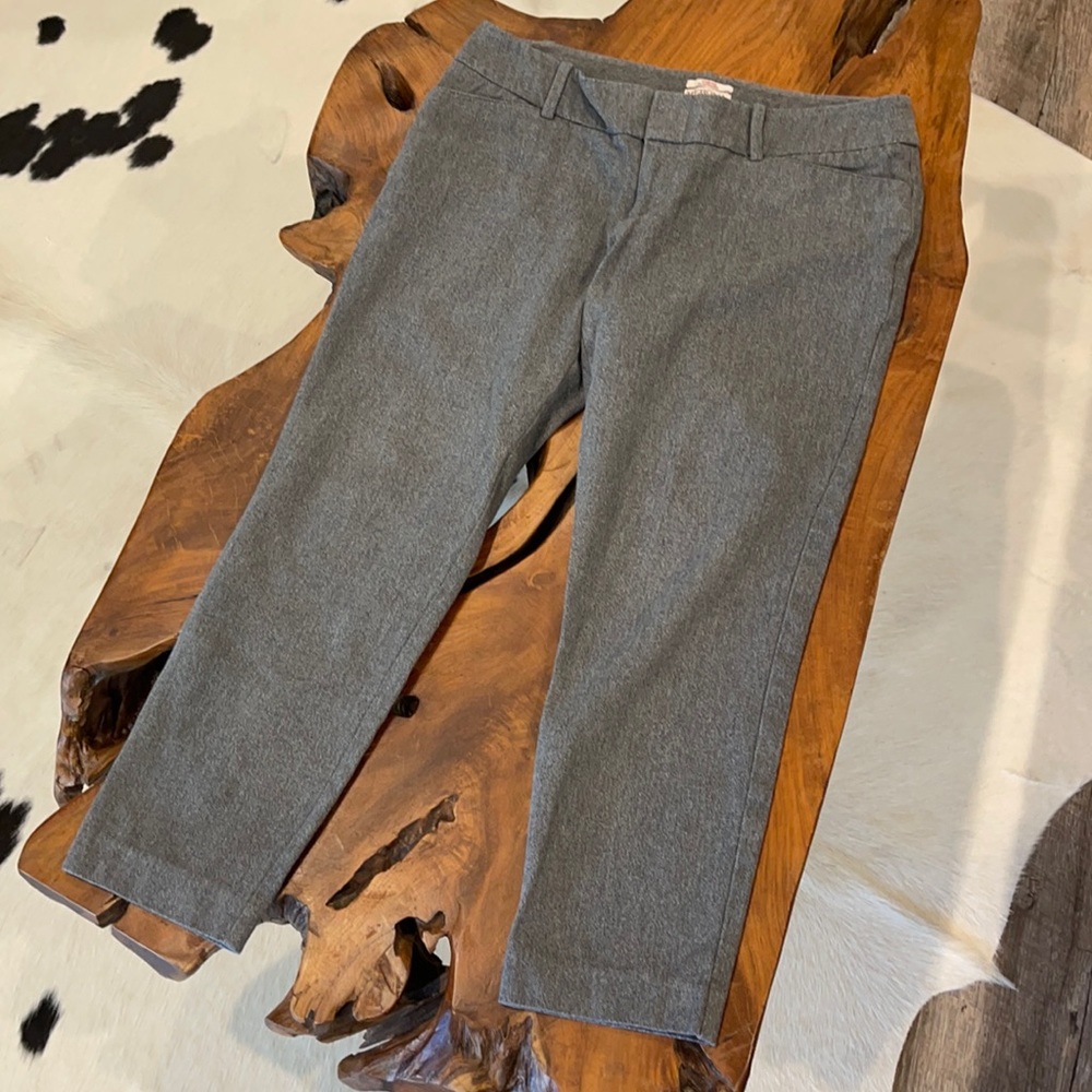 Merona size 8 modern style gray dress pants